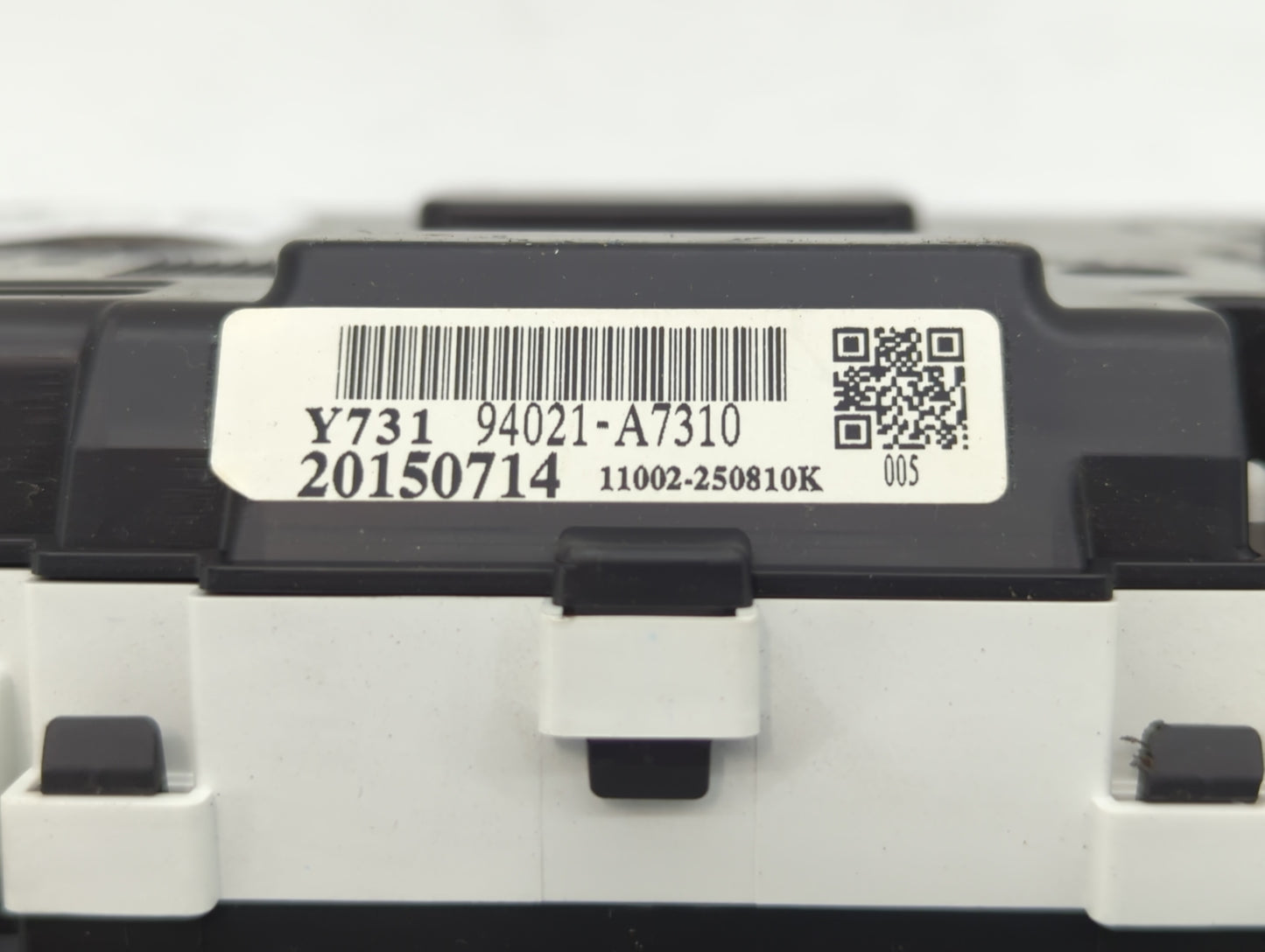 2014-2016 Kia Forte Instrument Cluster Speedometer Gauges P/N:94001-A7300 94011-A7200, 94021-A7310 Fits Fits 2014 2015 2016 
