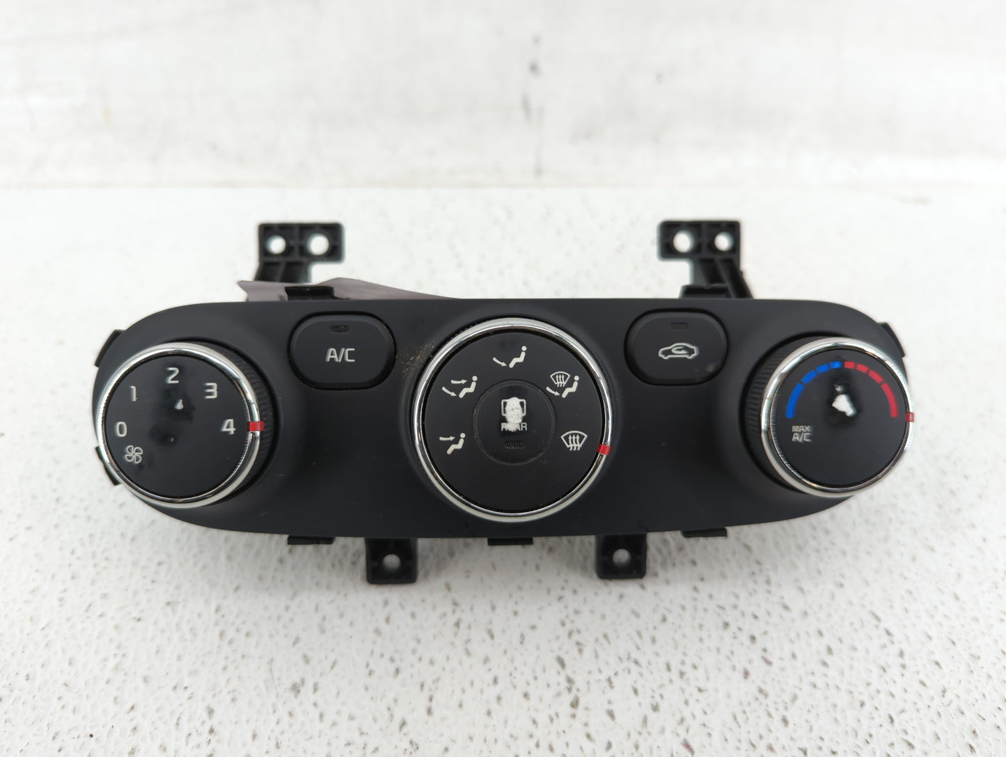 2014-2016 Kia Forte Climate Control Module Temperature AC/Heater Replacement P/N:97250-A7061WK 97250-A7050 Fits OEM Used Aut