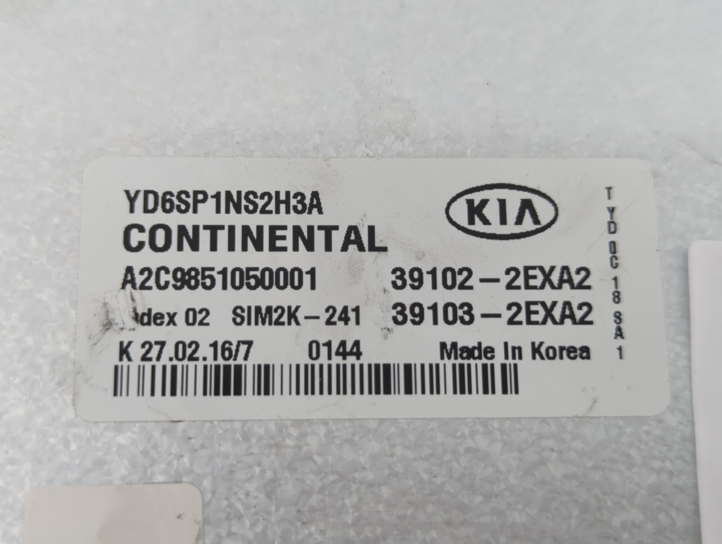 2016 Kia Forte PCM Engine Control Computer ECU ECM PCU OEM P/N:39103-2EXA2 39102-2EXA2, 39103-2EXB2, 39102-2EXB2 Fits OEM Us