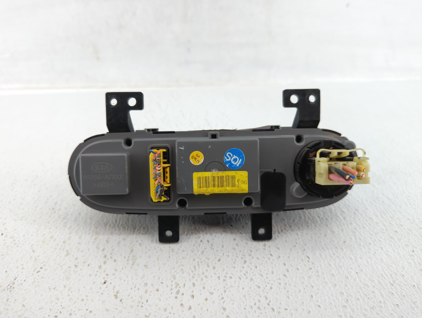 2014-2016 Kia Forte Climate Control Module Temperature AC/Heater Replacement P/N:97250-A7060WK 97250 A7061WK Fits OEM Used A