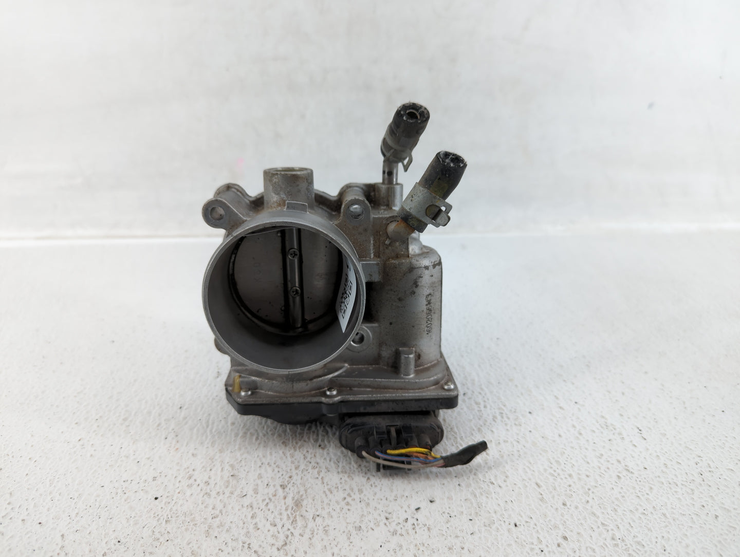 2014-2018 Kia Forte Throttle Body P/N:35100-2E000 Fits Fits 2011 2012 2013 2014 2015 2016 2017 2018 2019 2020 2021 OEM Used 