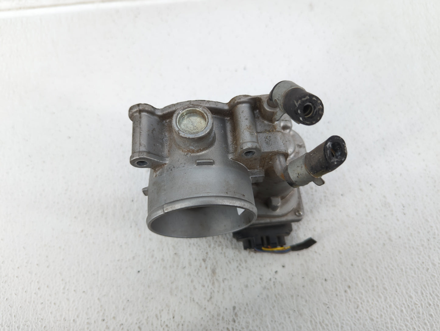 2014-2018 Kia Forte Throttle Body P/N:35100-2E000 Fits Fits 2011 2012 2013 2014 2015 2016 2017 2018 2019 2020 2021 OEM Used 