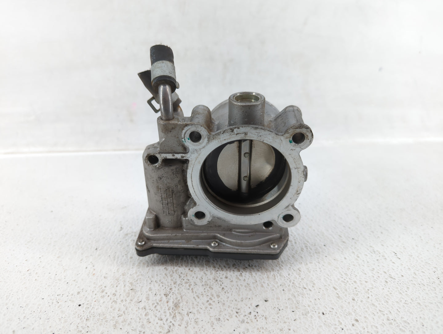 2014-2018 Kia Forte Throttle Body P/N:35100-2E000 Fits Fits 2011 2012 2013 2014 2015 2016 2017 2018 2019 2020 2021 OEM Used 