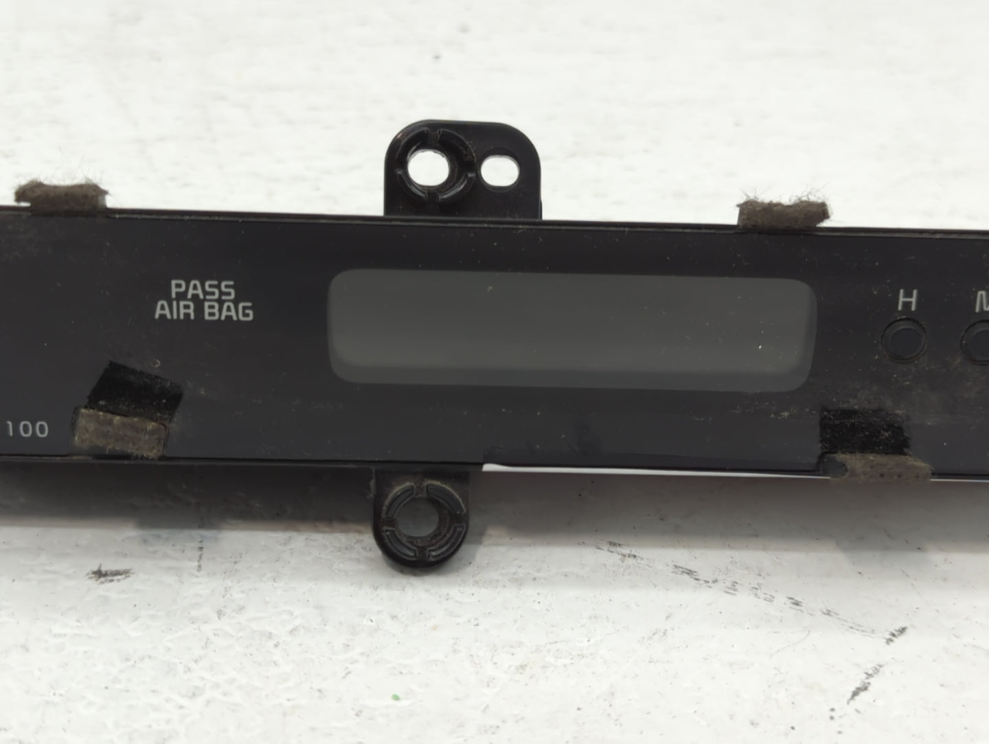 2016 Kia Forte Radio Climate Panel Bezel - Oemusedautoparts1.com