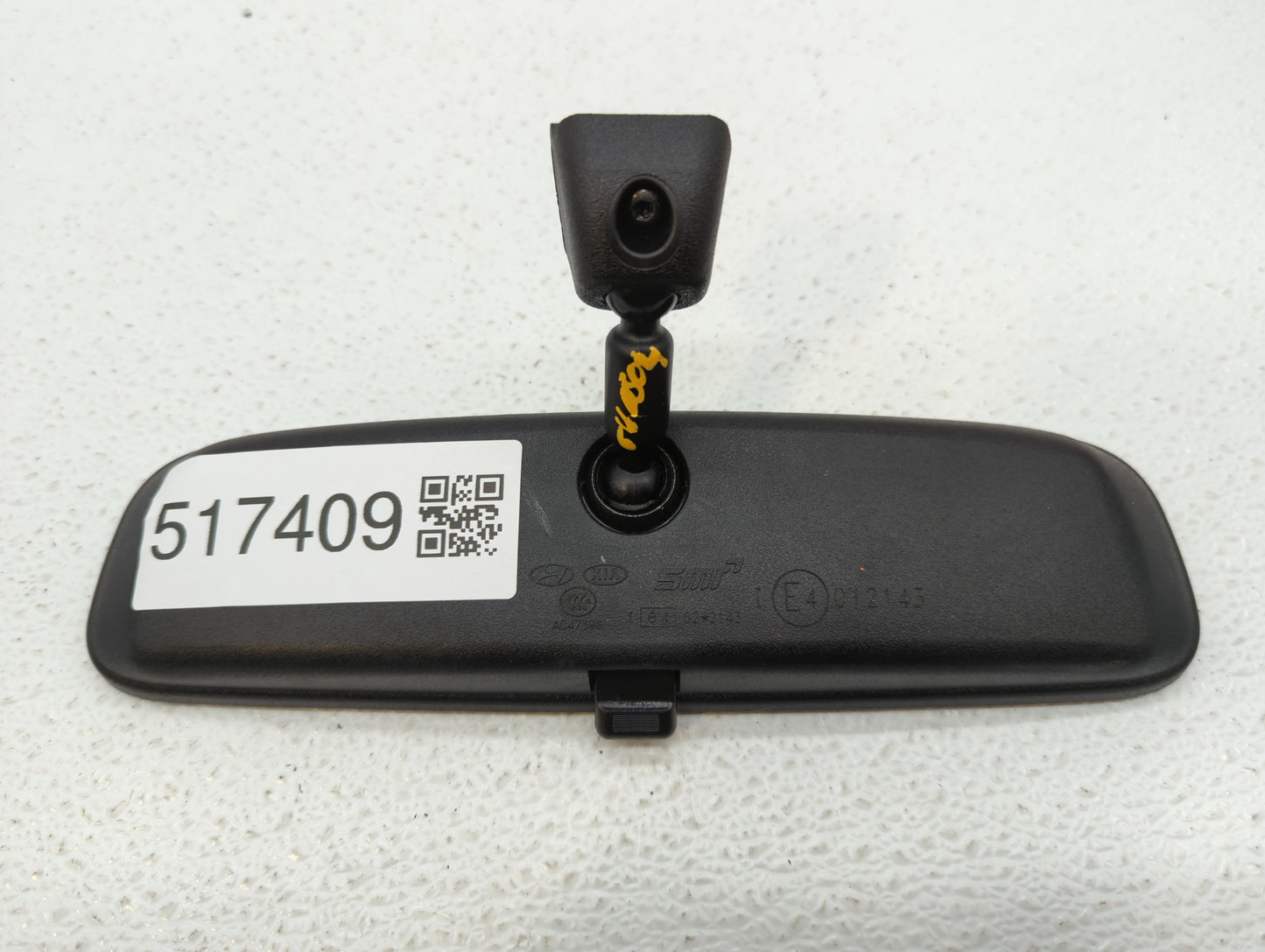 2010-2019 Kia Forte Interior Rear View Mirror Replacement OEM P/N:E4012143 Fits OEM Used Auto Parts - Oemusedautoparts1.com