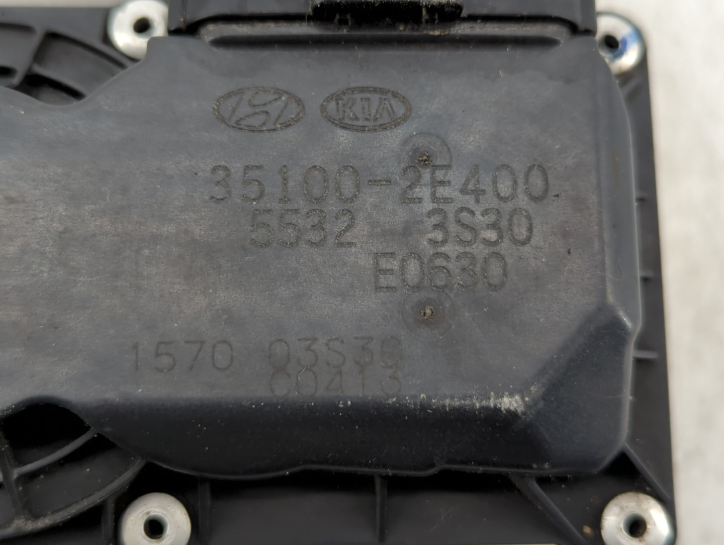 2014-2016 Kia Forte Throttle Body P/N:35100-2E400 Fits Fits 2012 2013 2014 2015 2016 2018 2019 2020 2021 OEM Used Auto Parts