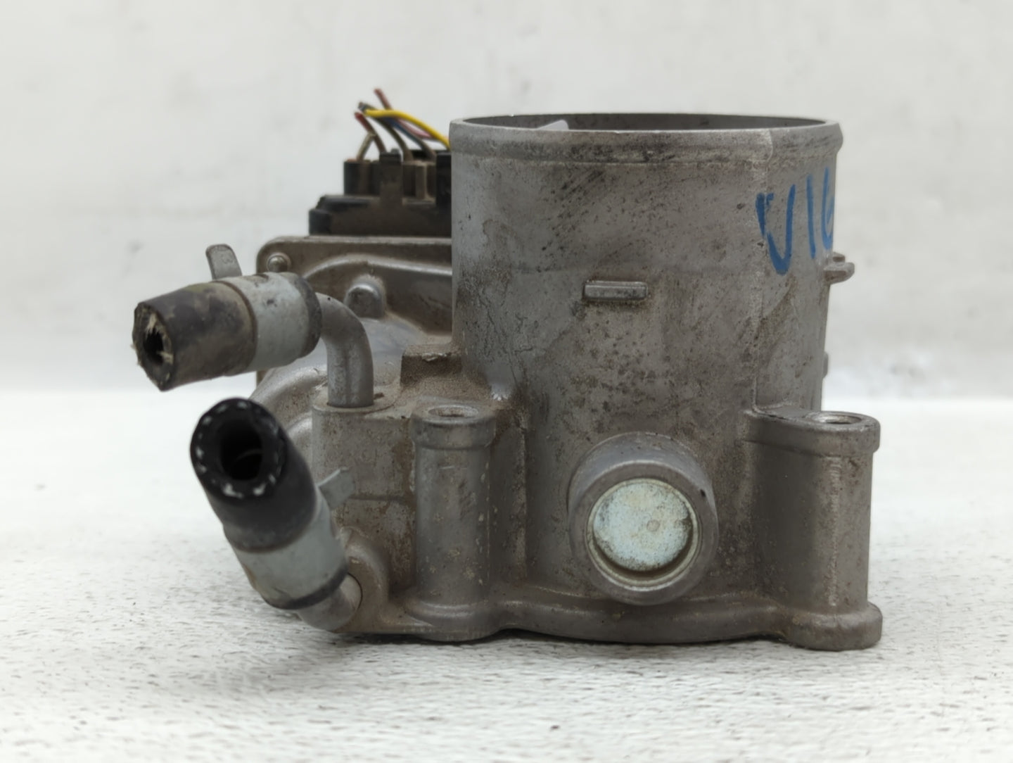 2014-2016 Kia Forte Throttle Body P/N:5532 12S14 35100-2E400 Fits Fits 2012 2013 2014 2015 2016 2018 2019 2020 2021 OEM Used