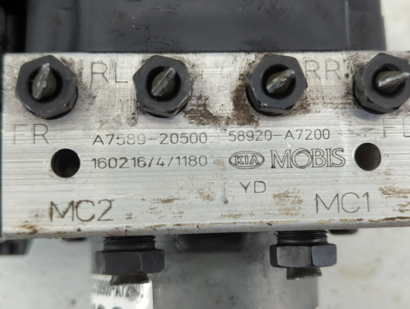 2014-2016 Kia Forte ABS Pump Control Module Replacement P/N:58920-A7200 A7589-20500, 61589-45200 Fits Fits 2014 2015 2016 OE