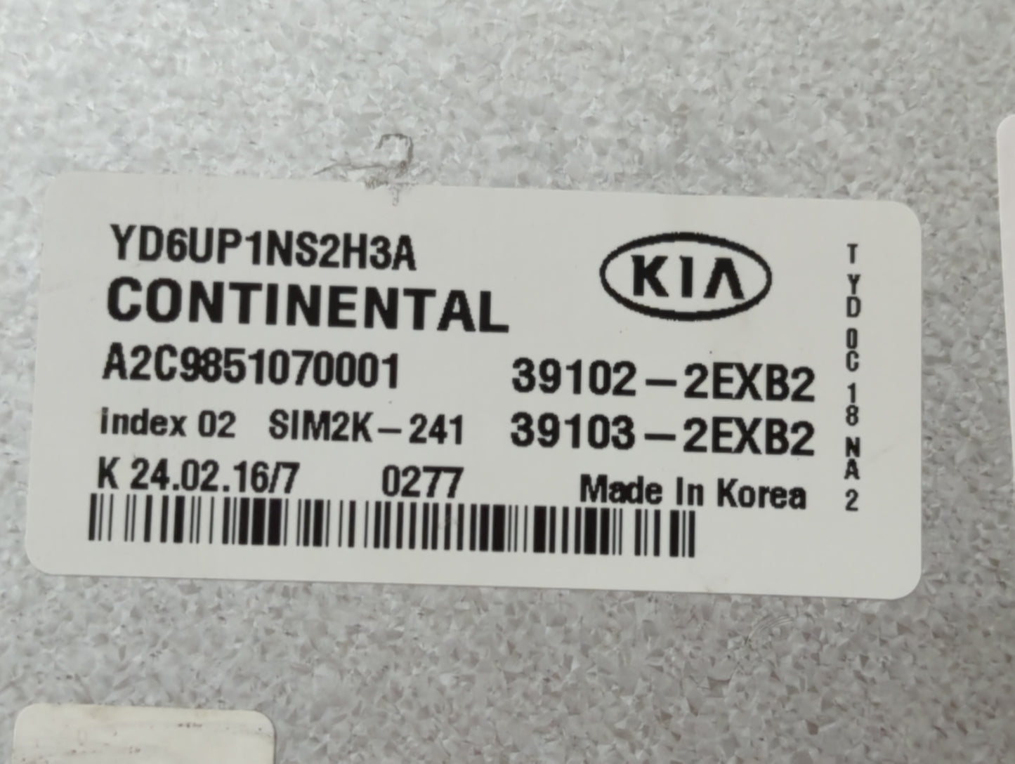 2016 Kia Forte PCM Engine Control Computer ECU ECM PCU OEM P/N:39103-2EXB2 39102-2EXB2 Fits OEM Used Auto Parts - Oemusedaut