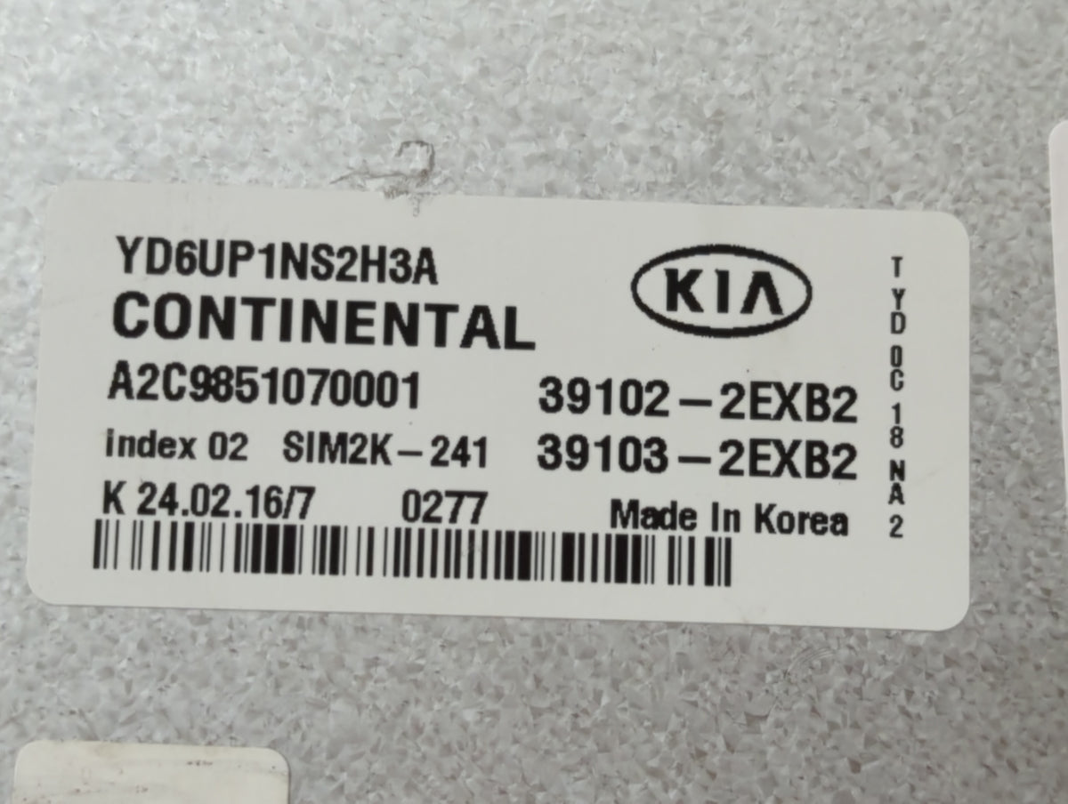 2016 Kia Forte PCM Engine Control Computer ECU ECM PCU OEM P/N:39103-2EXB2 39102-2EXB2 OEM Used Auto Parts - Oemusedautopart
