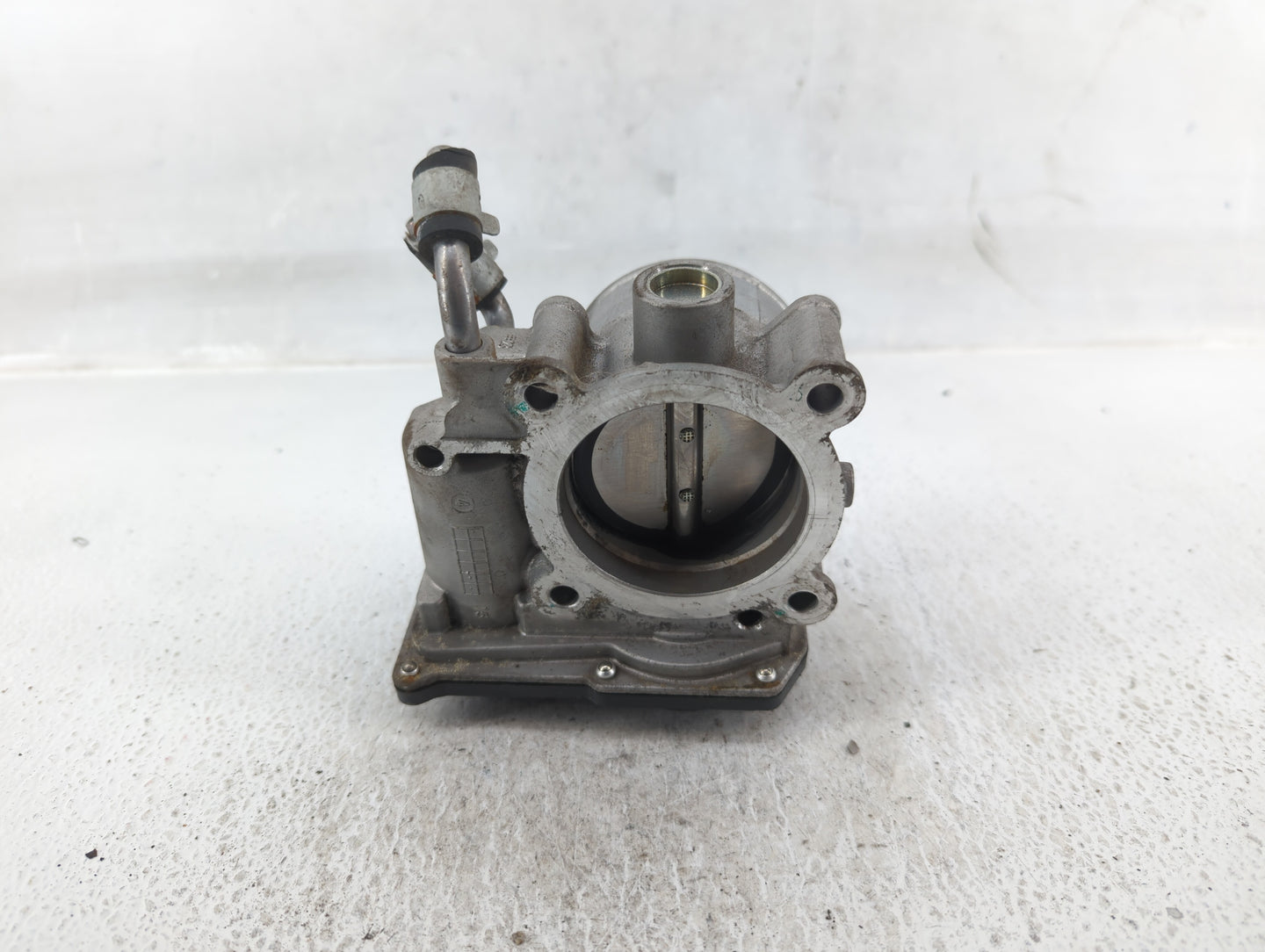 2014-2018 Kia Forte Throttle Body P/N:35100-2E000 Fits Fits 2011 2012 2013 2014 2015 2016 2017 2018 2019 2020 2021 OEM Used 