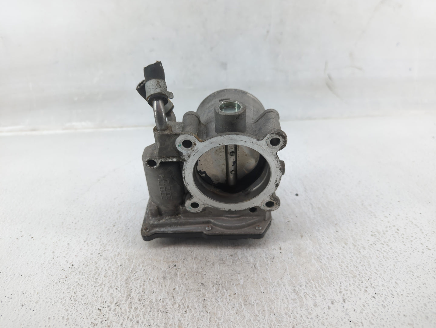 2014-2016 Kia Forte Throttle Body P/N:5532 12S14 35100-2E400 Fits Fits 2012 2013 2014 2015 2016 2018 2019 2020 2021 OEM Used