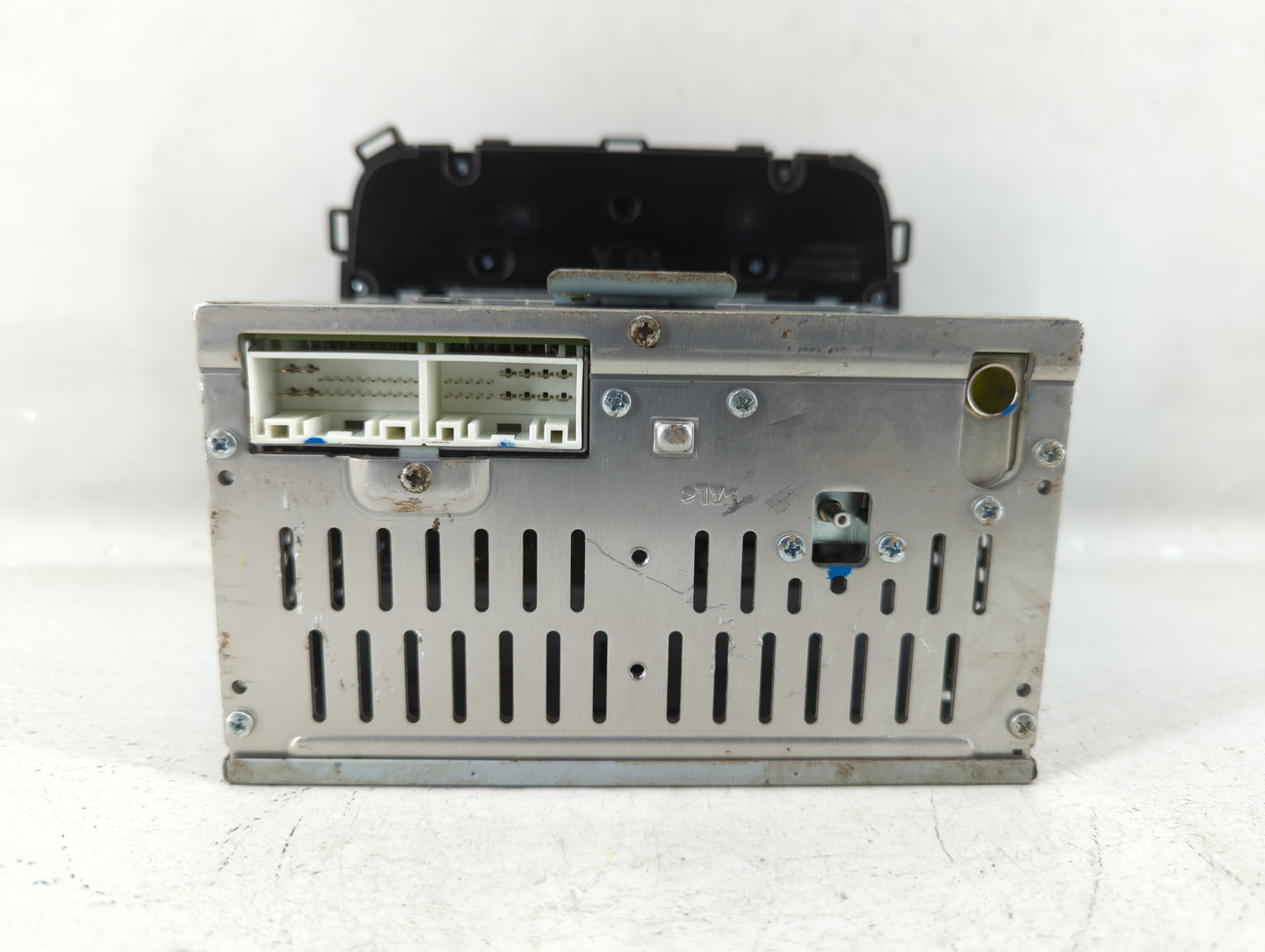2014-2016 Kia Forte Am Fm Cd Player Radio Receiver 554564 - Oemusedautoparts1.com