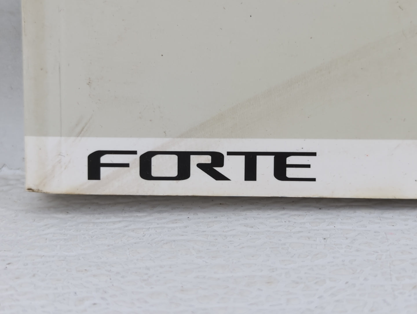 2016 Kia Forte Owners Manual Book Guide P/N:GA70-EU55C OEM Used Auto Parts - Oemusedautoparts1.com