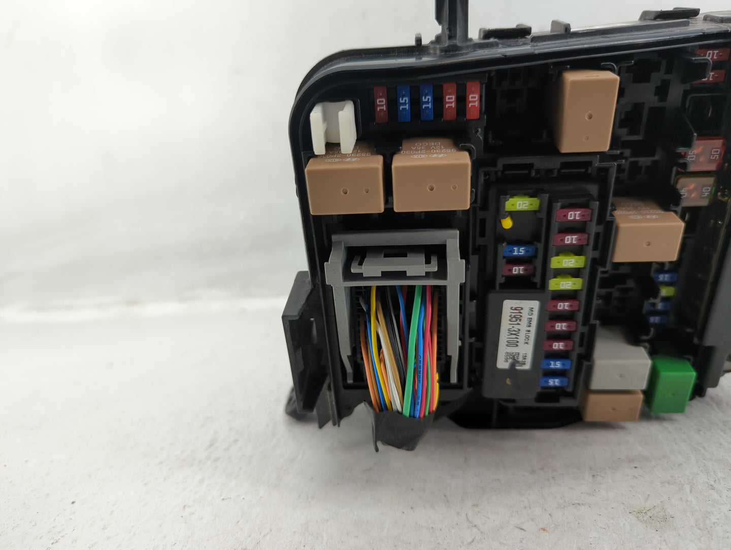 2014-2016 Kia Forte Fusebox Fuse Box Panel Relay Module P/N:91950-3X100 Fits Fits 2014 2015 2016 OEM Used Auto Parts - Oemus