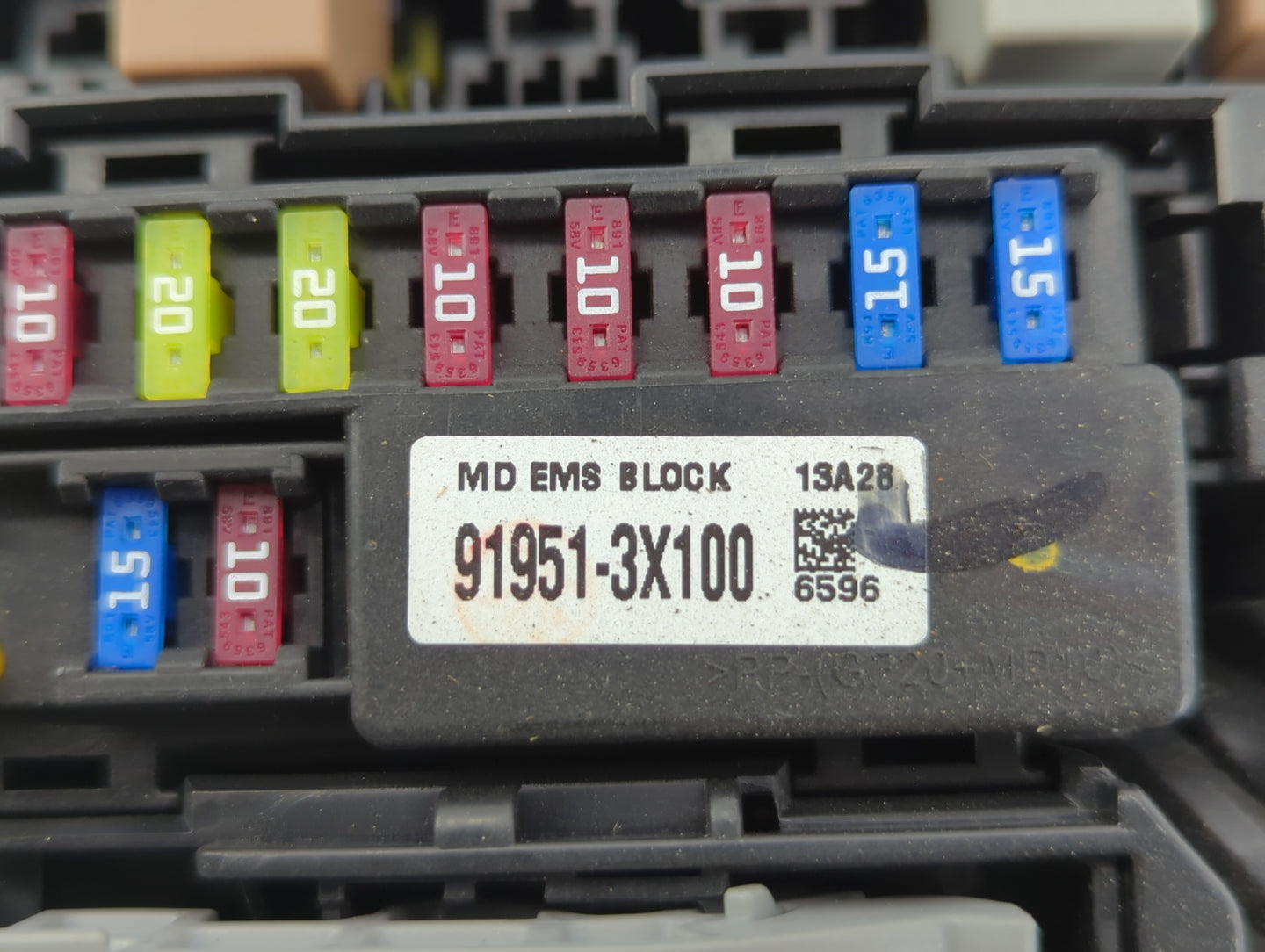 2014-2016 Kia Forte Fusebox Fuse Box Panel Relay Module P/N:91950-3X100 Fits Fits 2014 2015 2016 OEM Used Auto Parts - Oemus