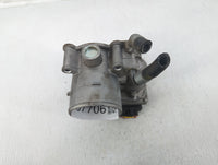 2014-2016 Kia Forte Throttle Body P/N:35100-2E400 Fits Fits 2012 2013 2014 2015 2016 2018 2019 2020 2021 OEM Used Auto Parts
