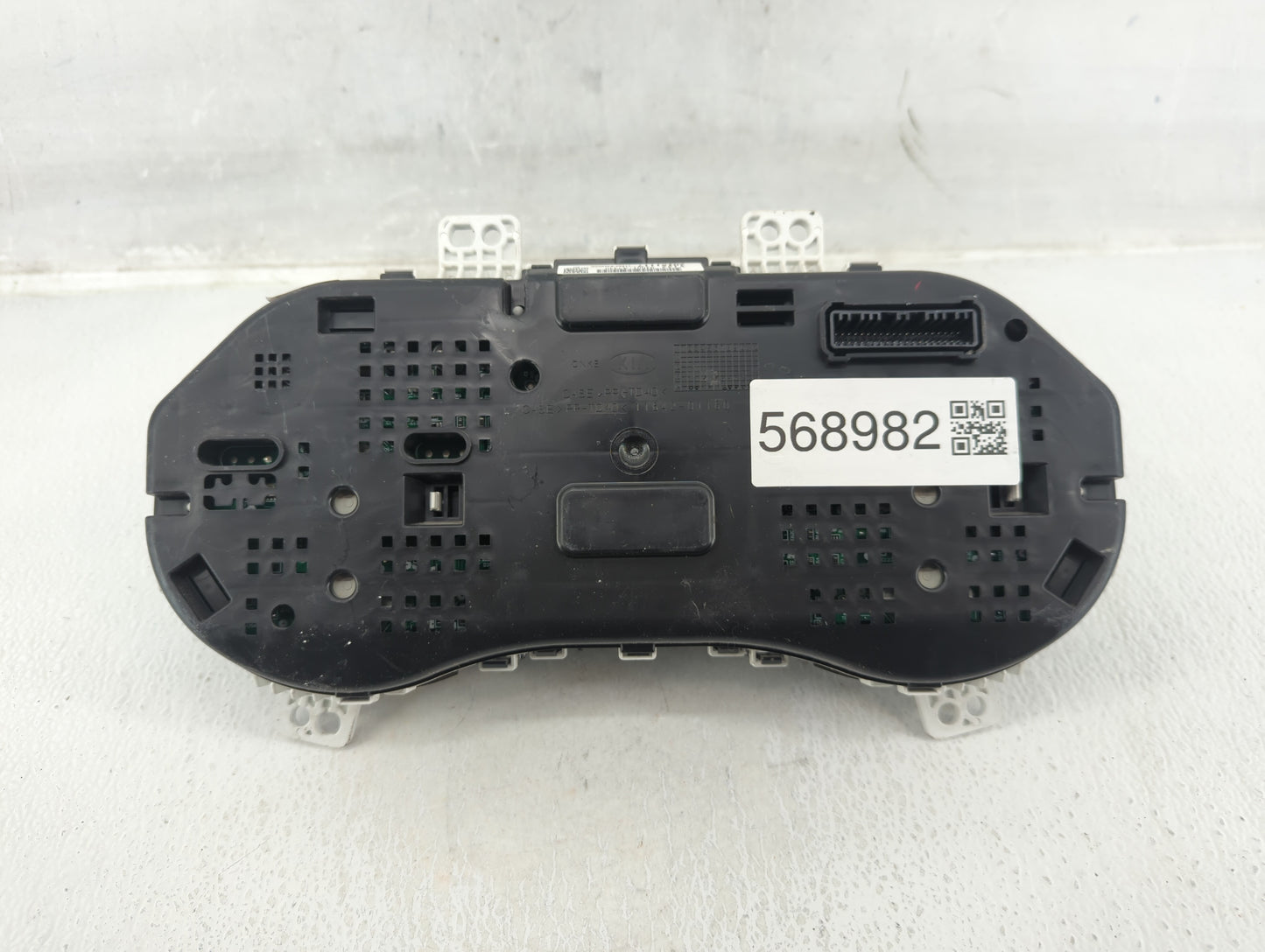 2014-2016 Kia Forte Instrument Cluster Speedometer Gauges P/N:94001-A7330 Fits Fits 2014 2015 2016 OEM Used Auto Parts - Oem