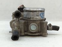 2014-2016 Kia Forte Throttle Body P/N:35100-2B320 Fits Fits 2013 2014 2015 2016 OEM Used Auto Parts - Oemusedautoparts1.com