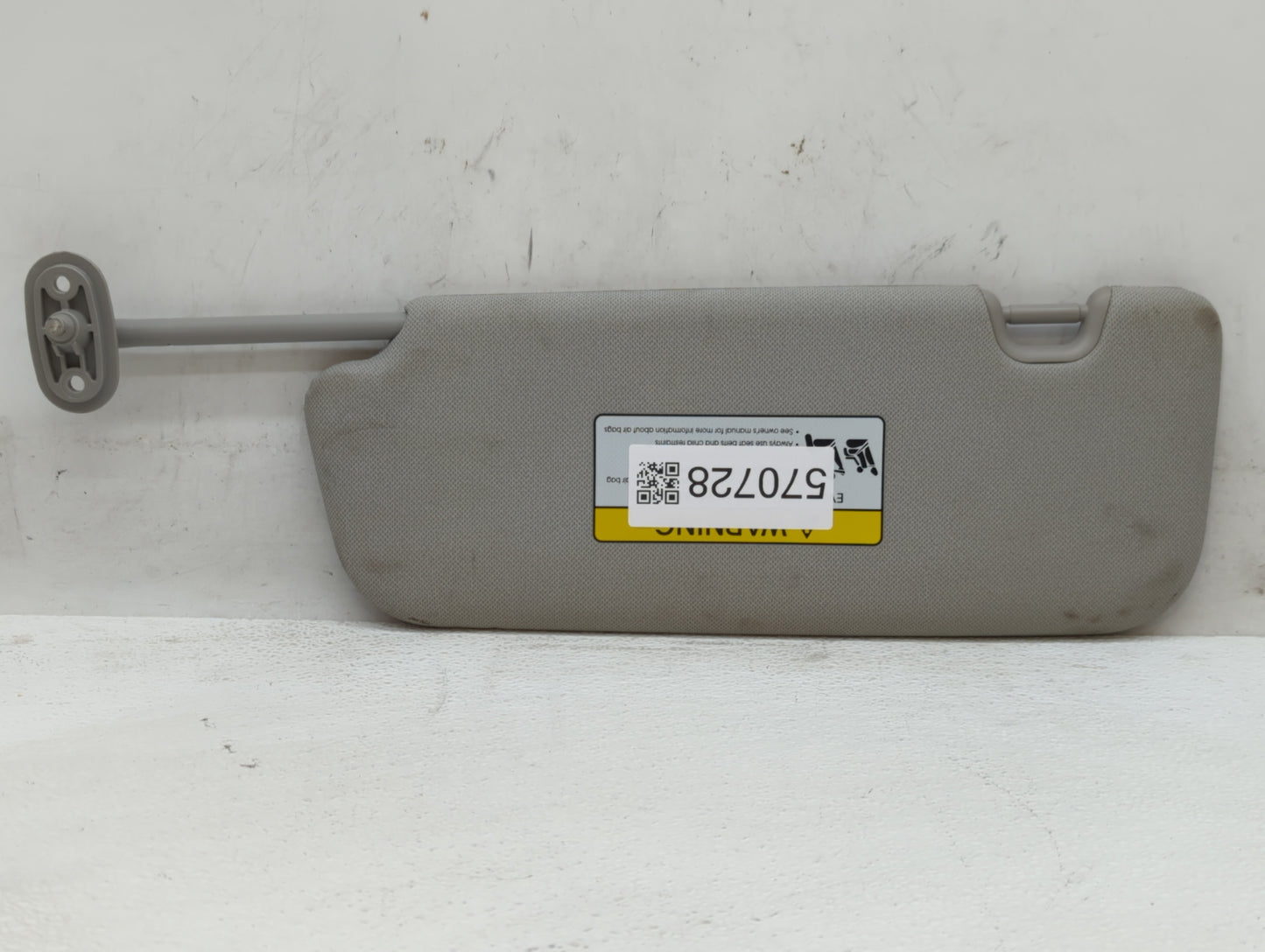 2014-2016 Kia Forte Sun Visor Shade Replacement Passenger Right Mirror Fits Fits 2014 2015 2016 OEM Used Auto Parts - Oemuse