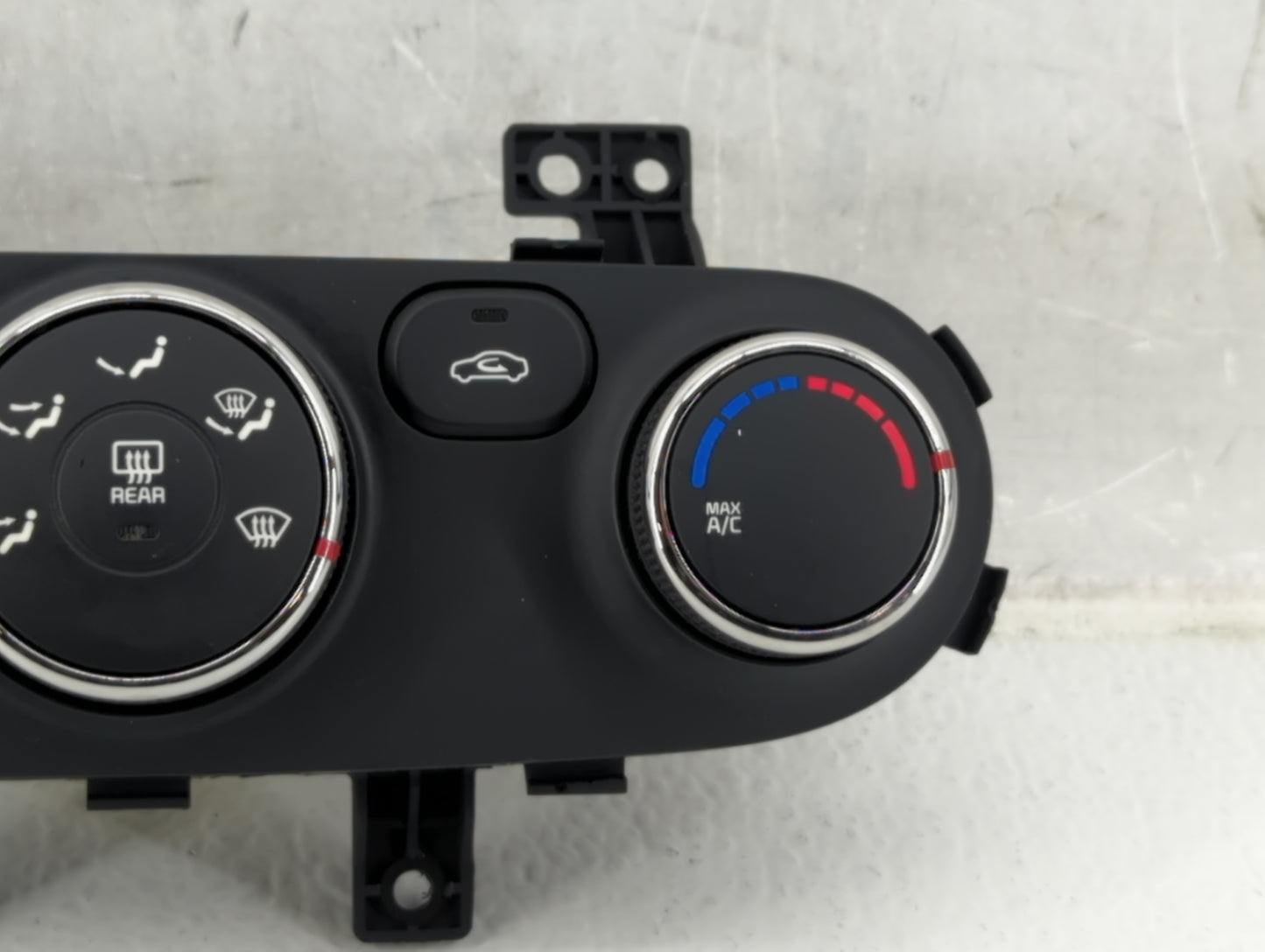 2014-2016 Kia Forte Climate Control Module Temperature AC/Heater Replacement P/N:97250-A7061WK Fits Fits 2014 2015 2016 OEM 