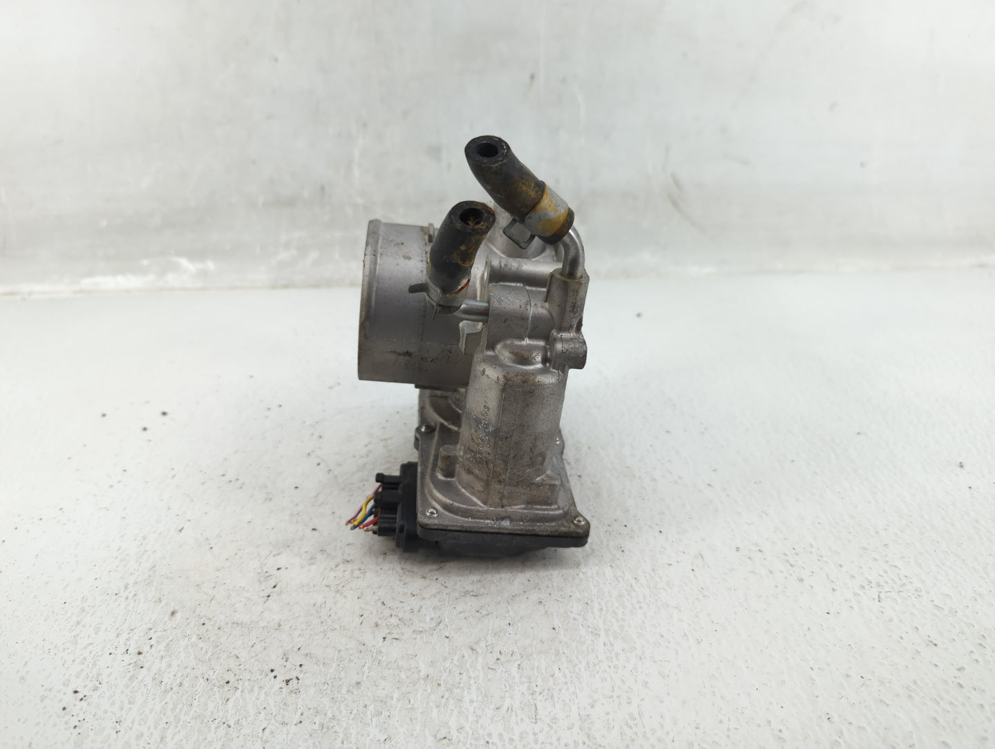 2014-2016 Kia Forte Throttle Body P/N:5100-2E400 Fits Fits 2012 2013 2014 2015 2016 2018 2019 2020 2021 OEM Used Auto Parts 