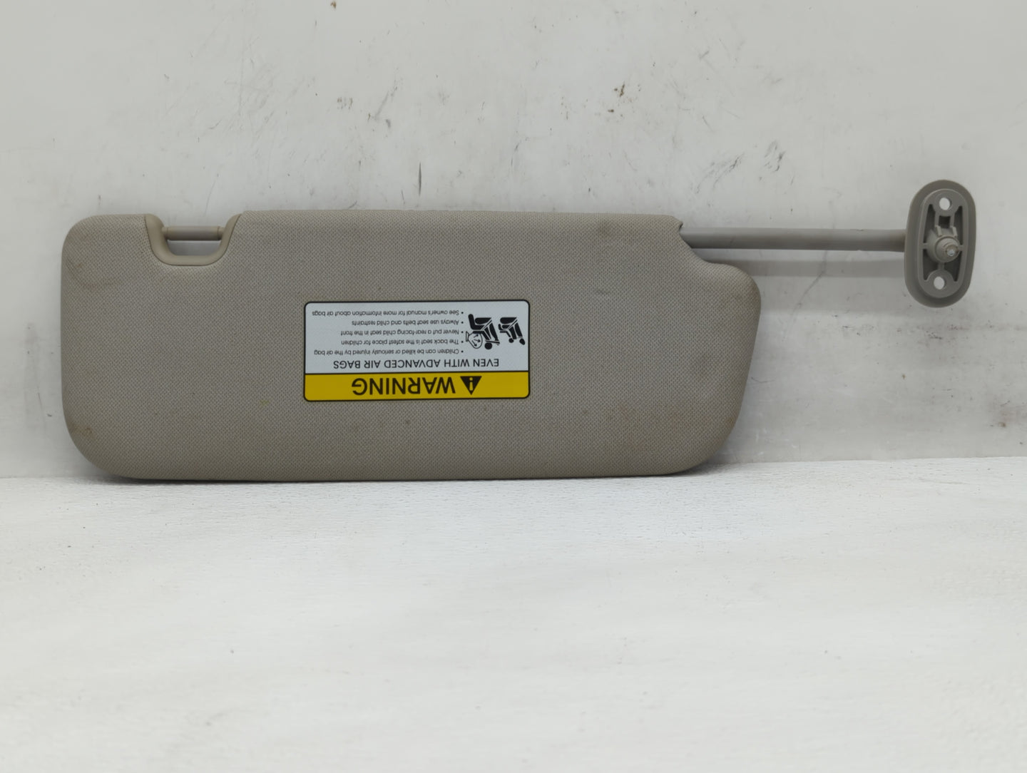 2014-2016 Kia Forte Sun Visor Shade Replacement Driver Left Mirror Fits Fits 2014 2015 2016 OEM Used Auto Parts - Oemusedaut