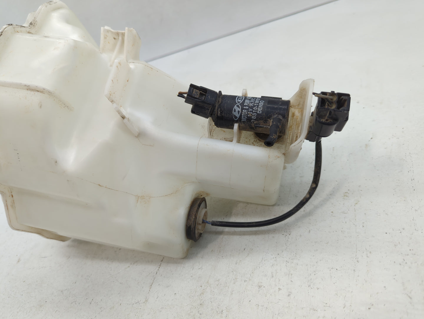 2014-2016 Kia Forte Windshield Washer Fluid Reservoir Bottle Oem - Oemusedautoparts1.com