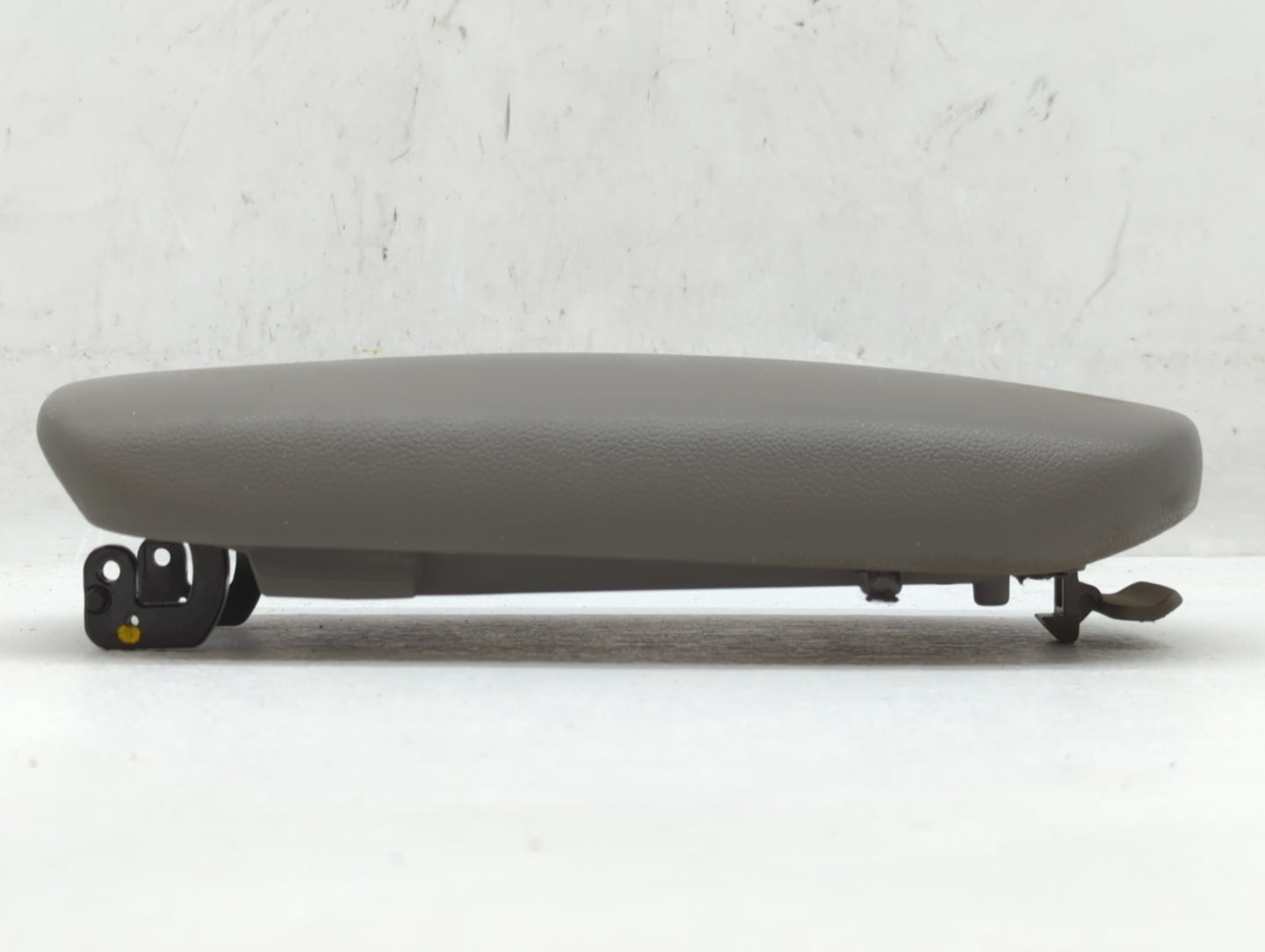 2016 Kia Forte Center Console Armrest Cover Lid Grey - Oemusedautoparts1.com