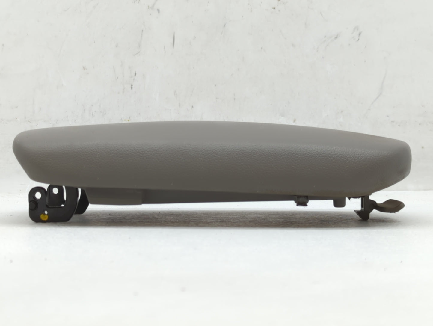 2016 Kia Forte Center Console Armrest Cover Lid Grey - Oemusedautoparts1.com