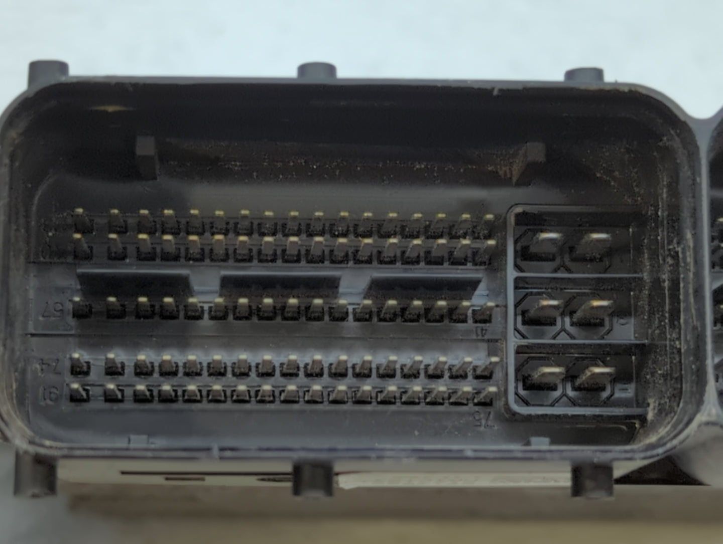 2016 Kia Forte PCM Engine Control Computer ECU ECM PCU OEM P/N:39102-2EXB2 Fits OEM Used Auto Parts - Oemusedautoparts1.com