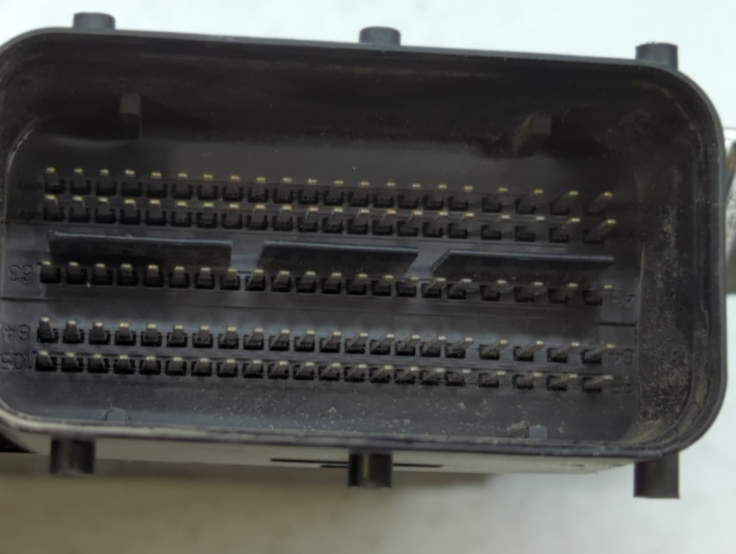 2016 Kia Forte PCM Engine Control Computer ECU ECM PCU OEM P/N:39102-2EXB2 Fits OEM Used Auto Parts - Oemusedautoparts1.com