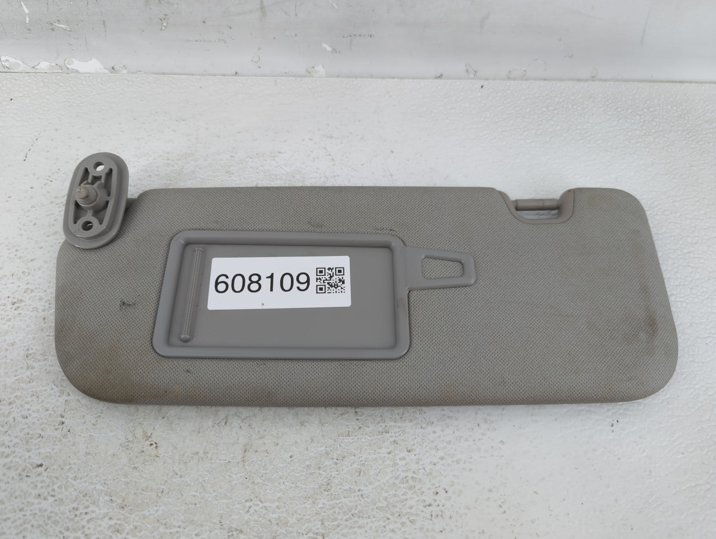 2014-2016 Kia Forte Sun Visor Shade Replacement Passenger Right Mirror Fits Fits 2014 2015 2016 OEM Used Auto Parts - Oemuse