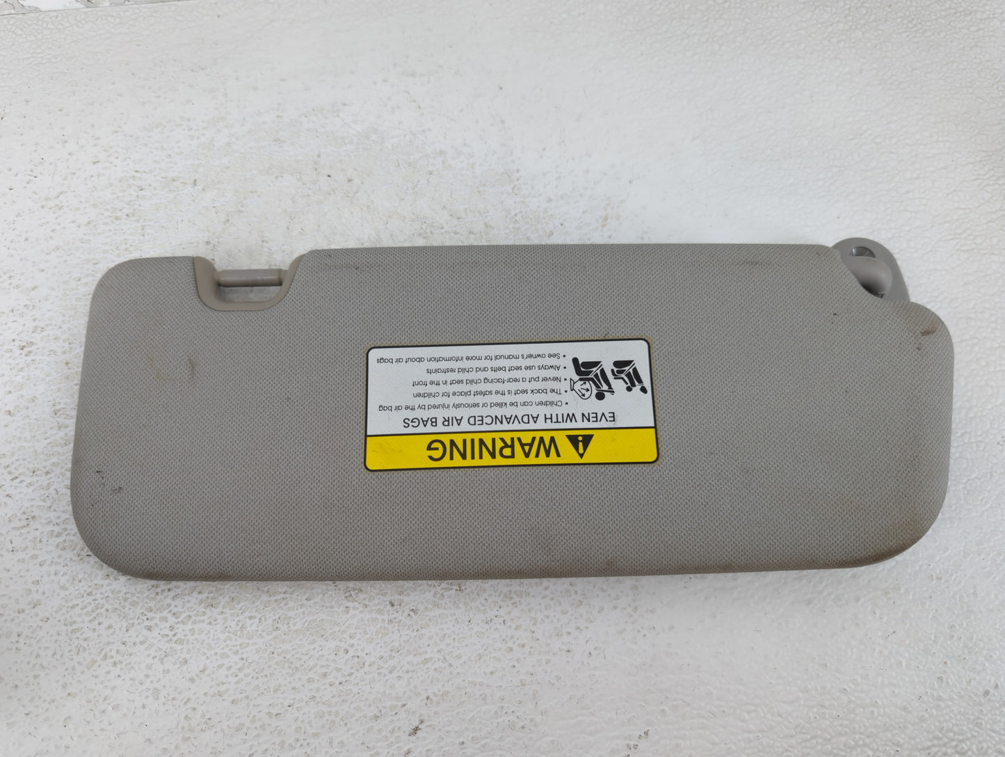 2014-2016 Kia Forte Sun Visor Shade Replacement Passenger Right Mirror Fits Fits 2014 2015 2016 OEM Used Auto Parts - Oemuse