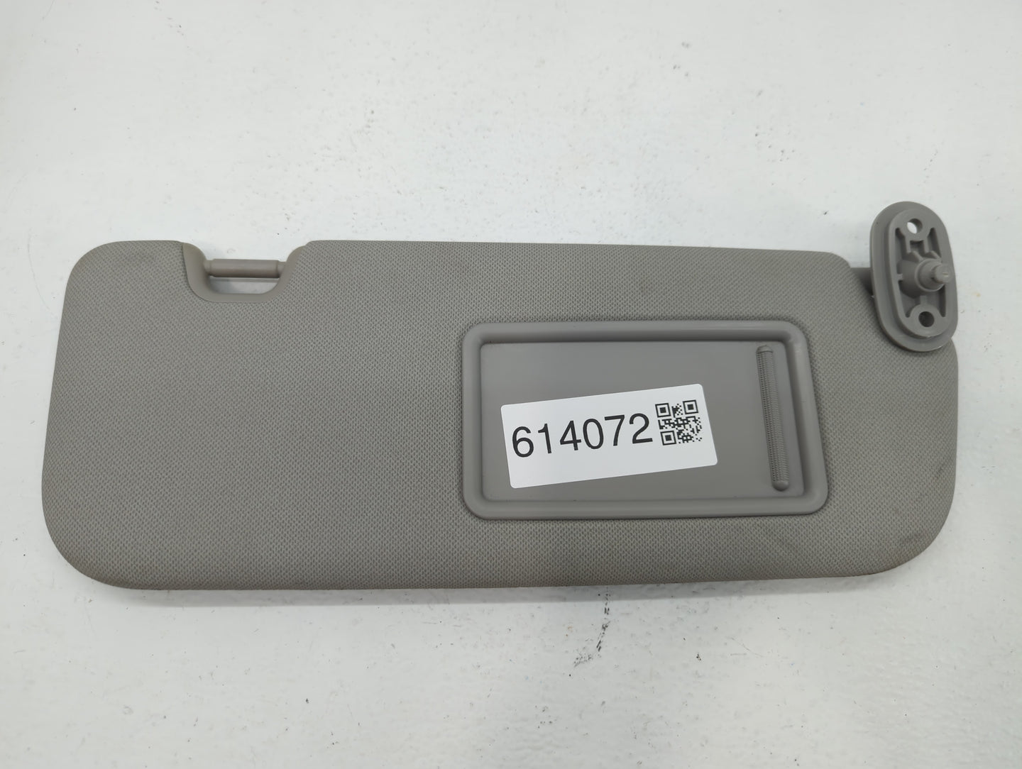 2014-2016 Kia Forte Sun Visor Shade Replacement Passenger Right Mirror Fits Fits 2014 2015 2016 OEM Used Auto Parts - Oemuse