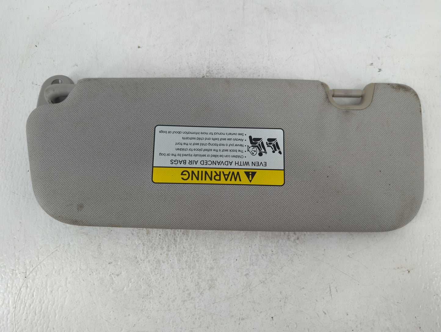 2014-2016 Kia Forte Sun Visor Shade Replacement Passenger Right Mirror Fits Fits 2014 2015 2016 OEM Used Auto Parts - Oemuse
