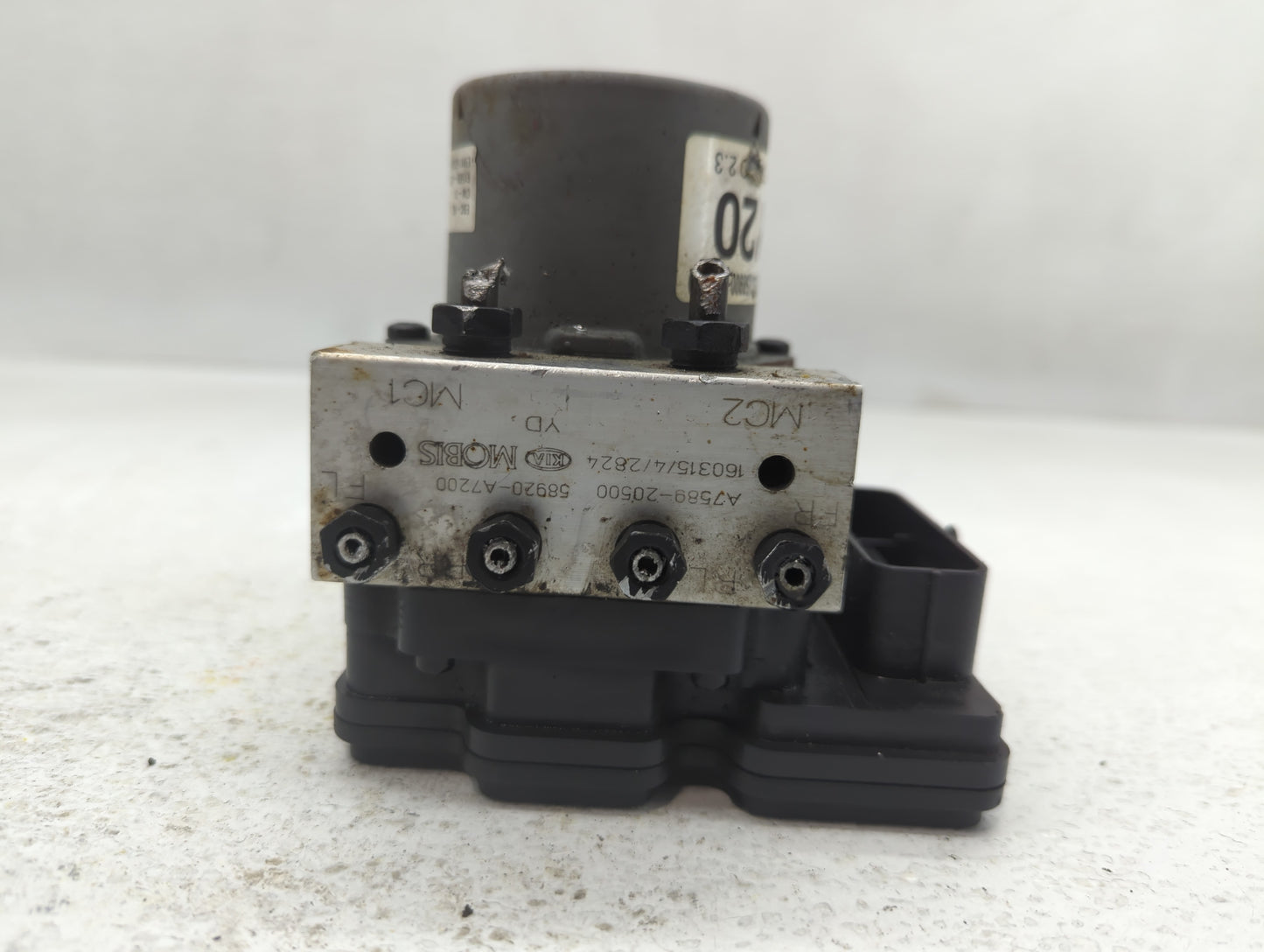 2014-2016 Kia Forte ABS Pump Control Module Replacement P/N:58920-A7200 A7589-20500 Fits Fits 2014 2015 2016 OEM Used Auto P