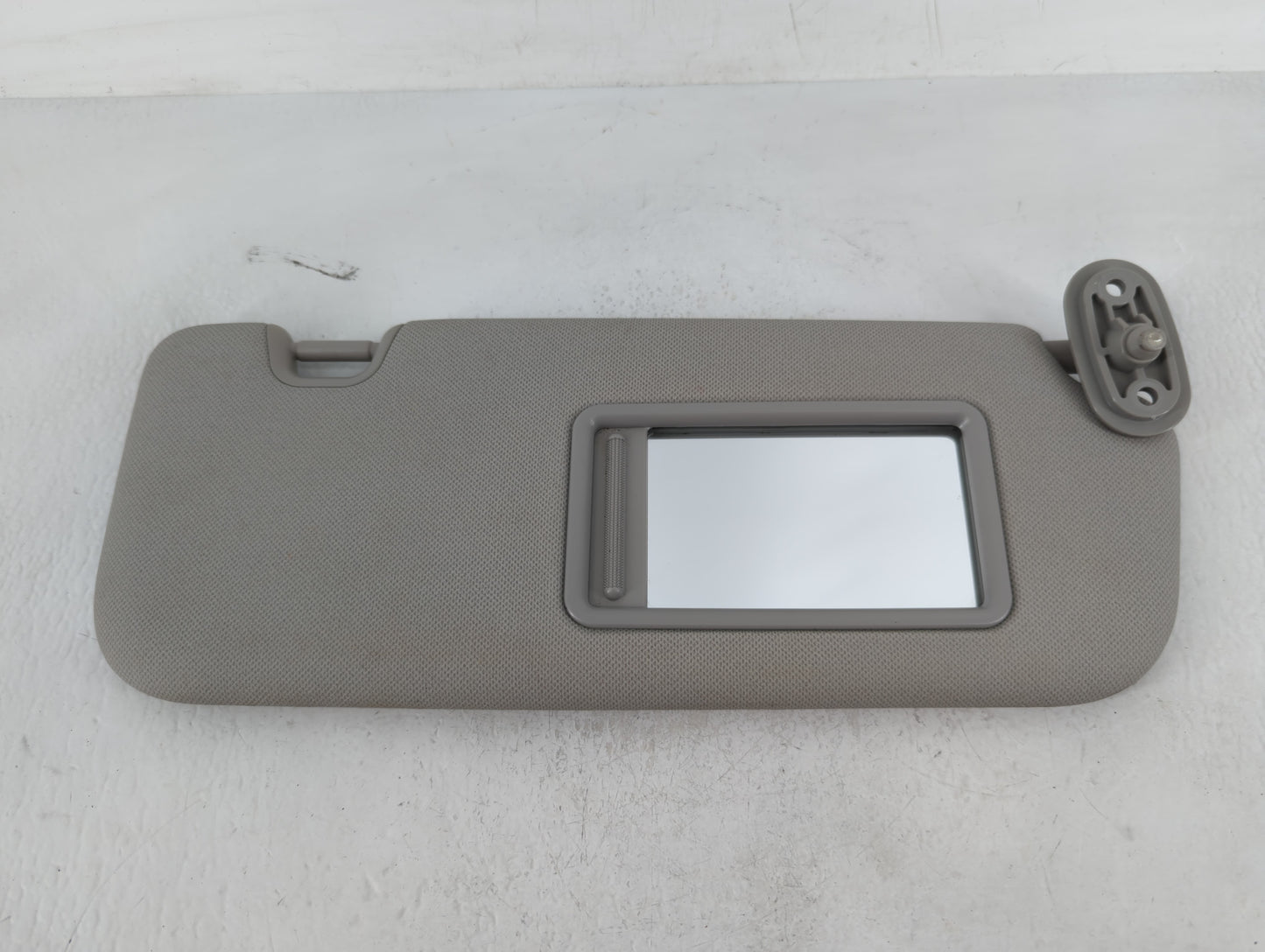 2014-2016 Kia Forte Sun Visor Shade Replacement Passenger Right Mirror Fits Fits 2014 2015 2016 OEM Used Auto Parts - Oemuse