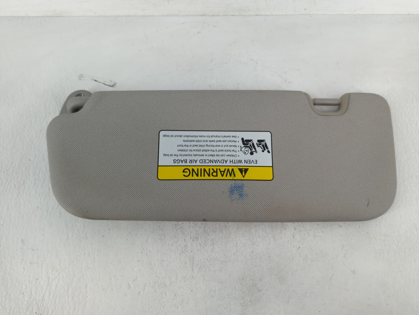 2014-2016 Kia Forte Sun Visor Shade Replacement Passenger Right Mirror Fits Fits 2014 2015 2016 OEM Used Auto Parts - Oemuse