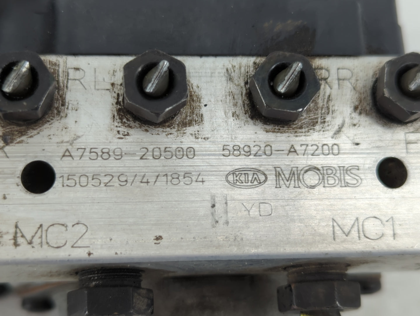 2014-2016 Kia Forte ABS Pump Control Module Replacement P/N:58920-A7200 A7589-20500 Fits Fits 2014 2015 2016 OEM Used Auto P