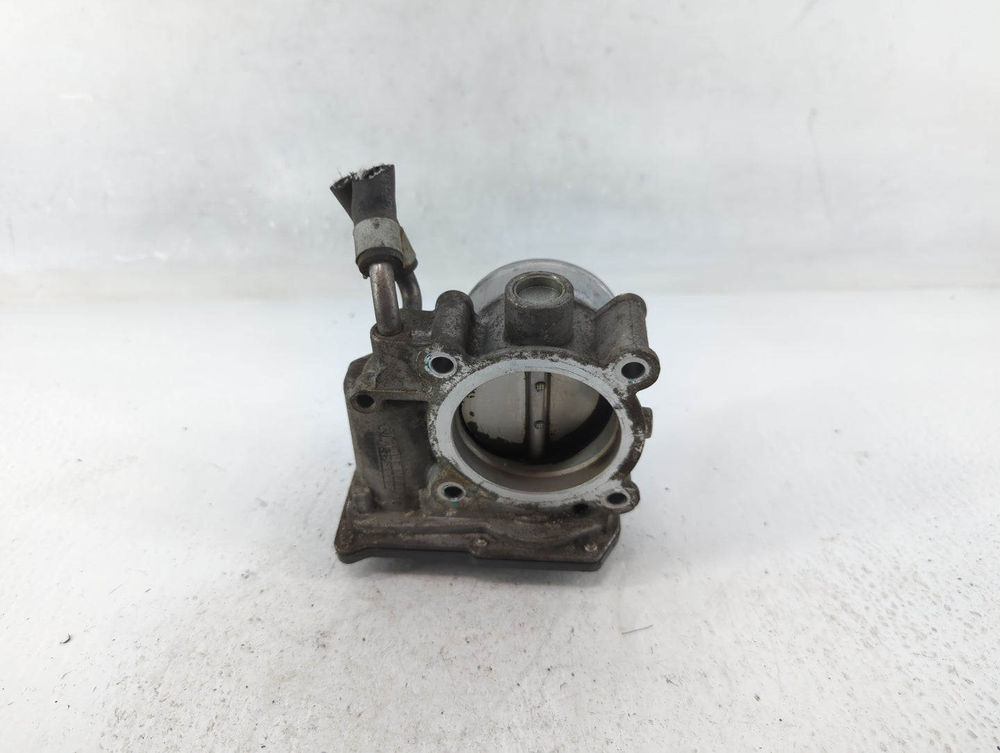 2014-2018 Kia Forte Throttle Body P/N:35100-2E000 Fits Fits 2011 2012 2013 2014 2015 2016 2017 2018 2019 2020 2021 OEM Used 