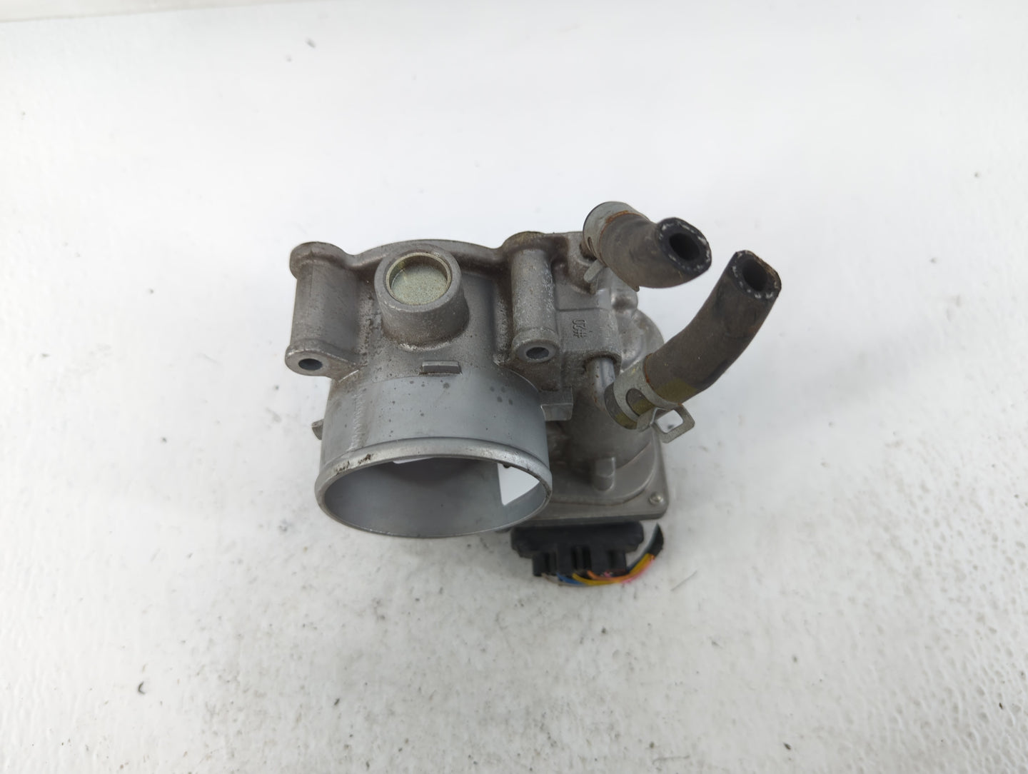 2014-2018 Kia Forte Throttle Body P/N:35100-2E000 Fits Fits 2011 2012 2013 2014 2015 2016 2017 2018 2019 2020 2021 OEM Used 