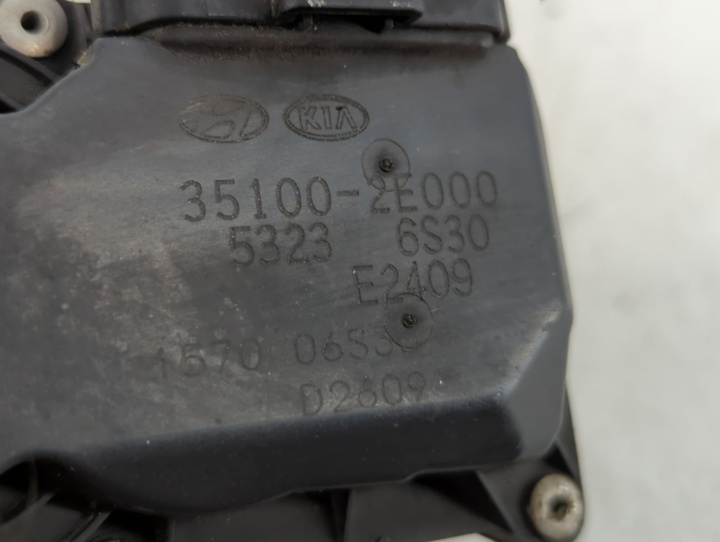 2014-2018 Kia Forte Throttle Body P/N:35100-2E000 Fits Fits 2011 2012 2013 2014 2015 2016 2017 2018 2019 2020 2021 OEM Used 