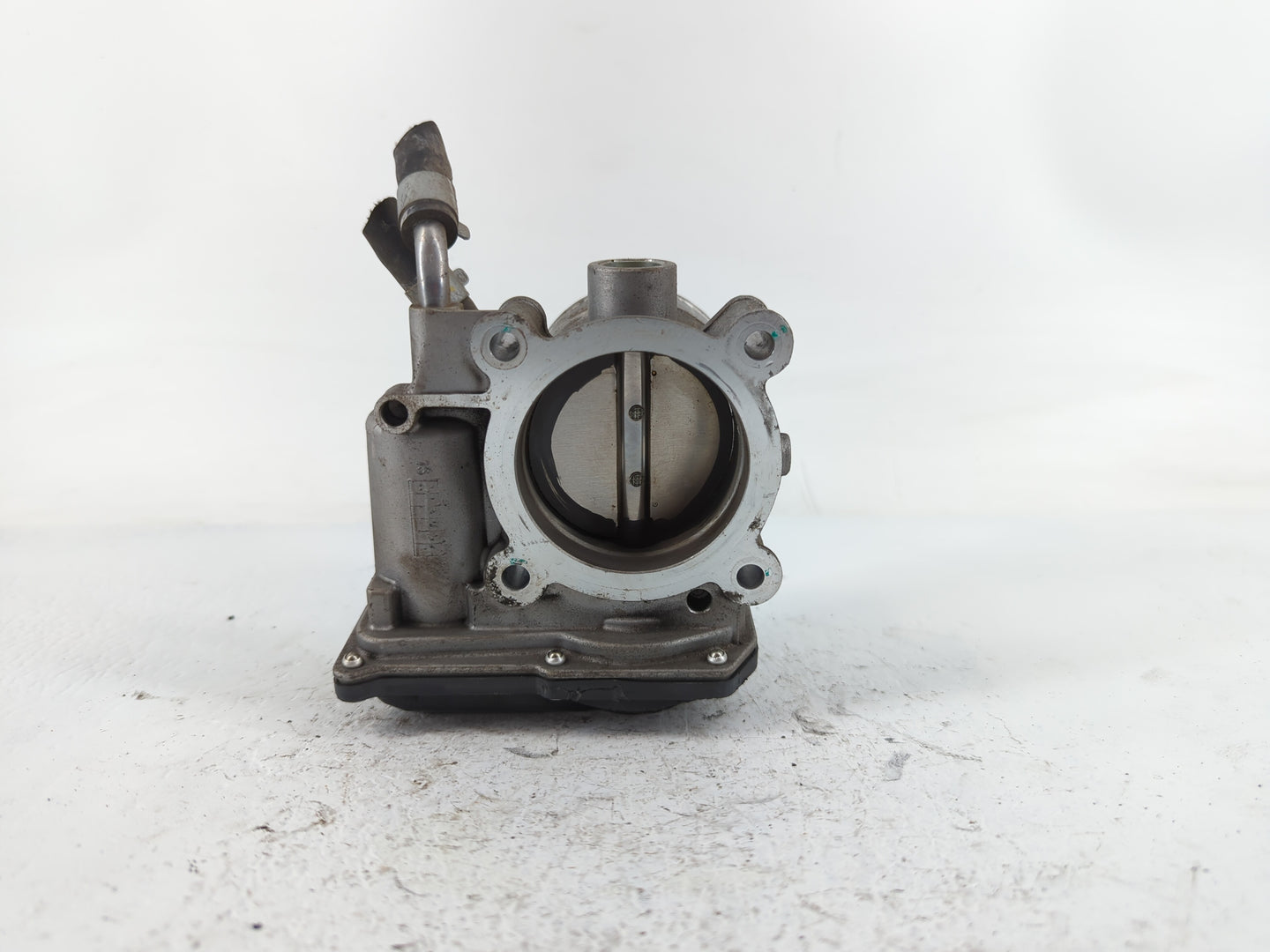 2014-2016 Kia Forte Throttle Body P/N:35100-2E400 Fits Fits 2012 2013 2014 2015 2016 2018 2019 2020 2021 OEM Used Auto Parts