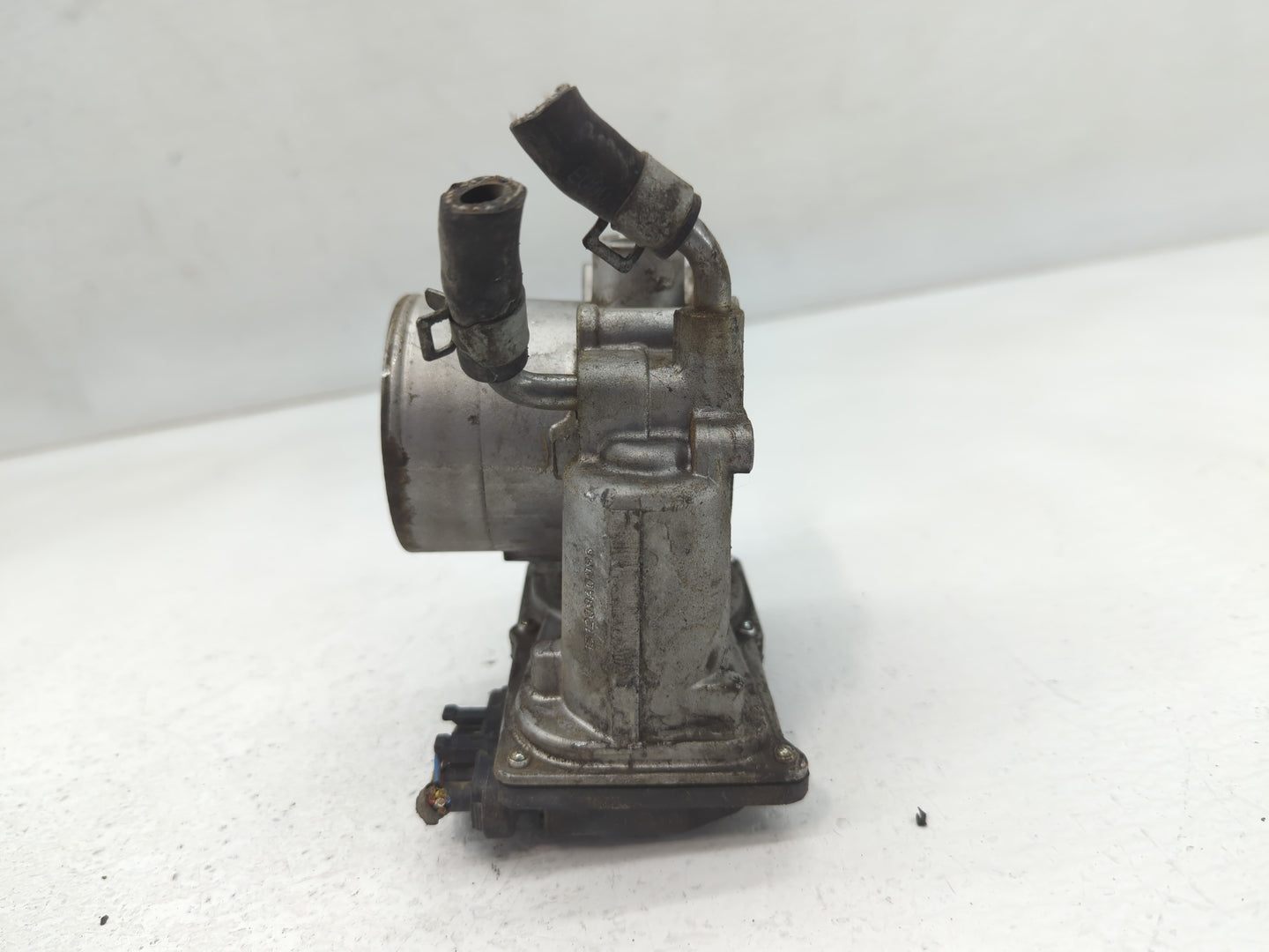 2014-2016 Kia Forte Throttle Body P/N:5532 12S17 35100-2E400 Fits Fits 2012 2013 2014 2015 2016 2018 2019 2020 2021 OEM Used