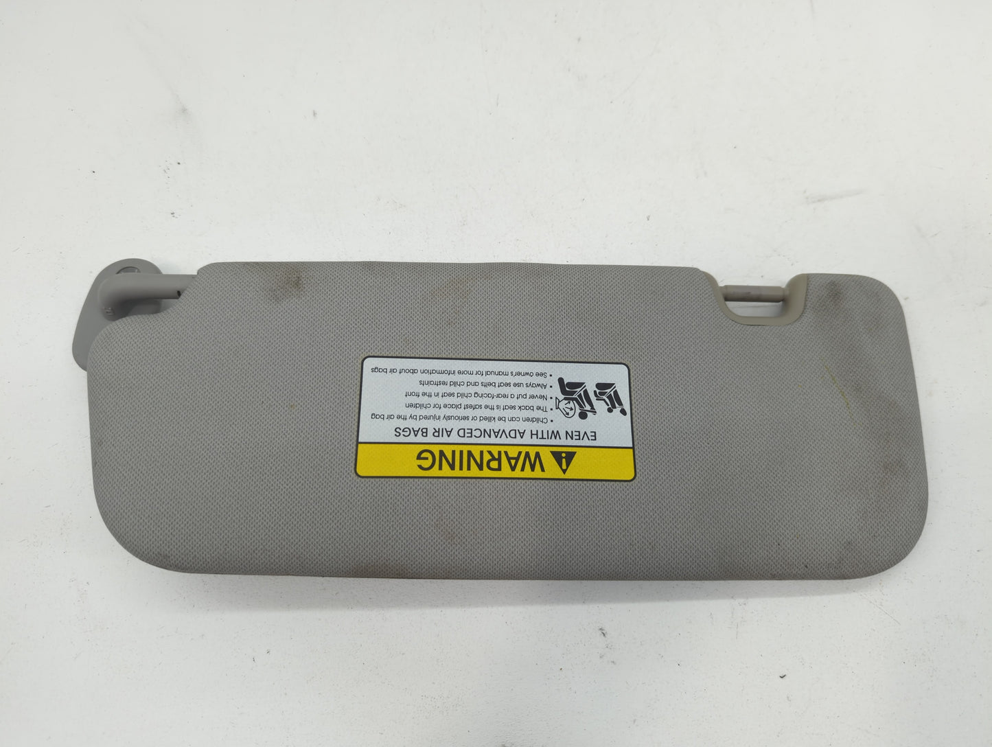 2014-2016 Kia Forte Sun Visor Shade Replacement Passenger Right Mirror Fits Fits 2014 2015 2016 OEM Used Auto Parts - Oemuse