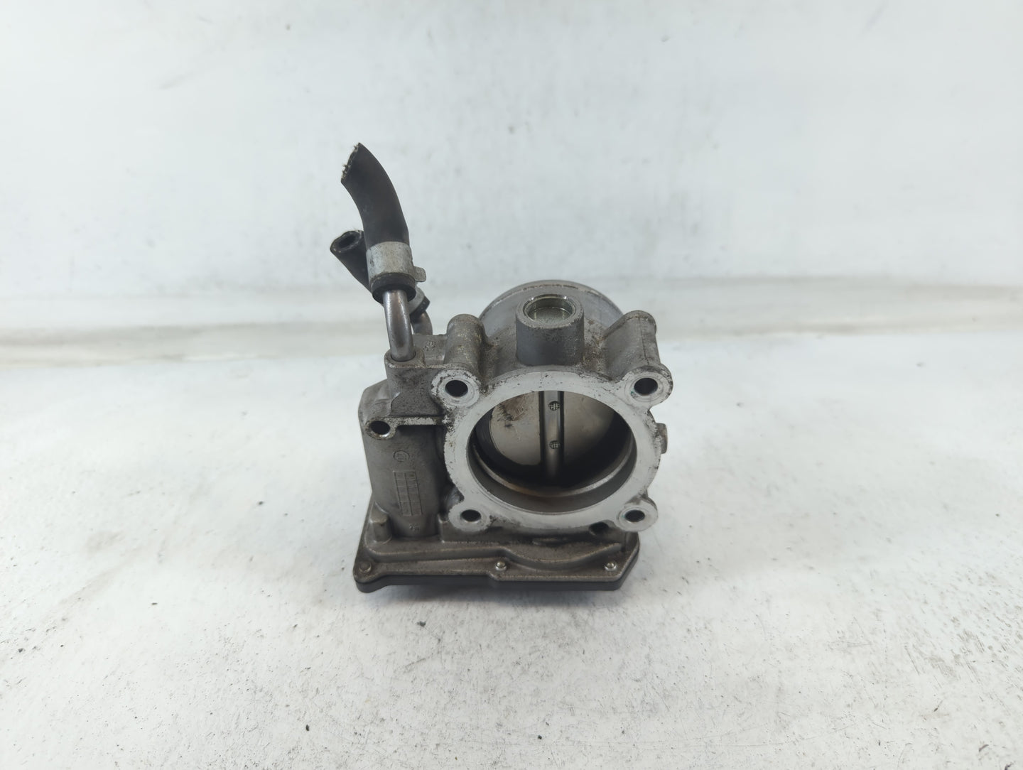 2014-2018 Kia Forte Throttle Body P/N:35100-2E000 Fits Fits 2011 2012 2013 2014 2015 2016 2017 2018 2019 2020 2021 OEM Used 