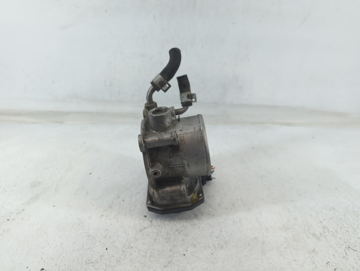 2014-2018 Kia Forte Throttle Body P/N:35100-2E000 Fits Fits 2011 2012 2013 2014 2015 2016 2017 2018 2019 2020 2021 OEM Used 
