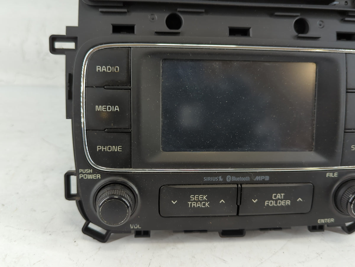 2014-2016 Kia Forte Am Fm Cd Player Radio Receiver 695012 - Oemusedautoparts1.com