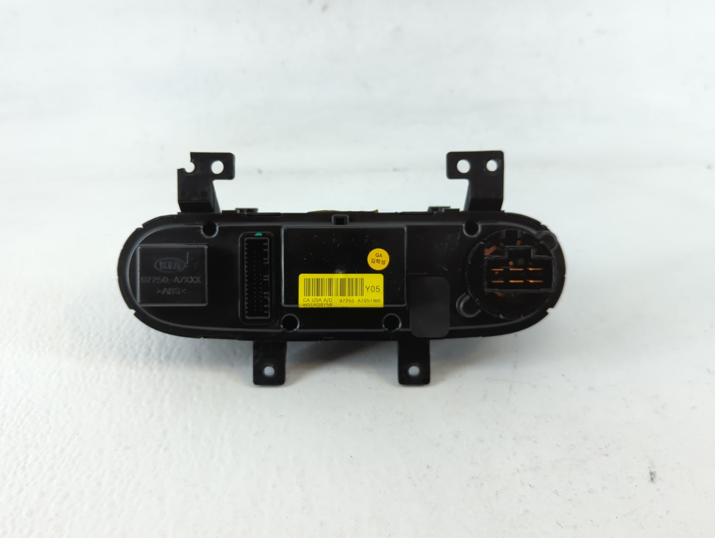 2014-2016 Kia Forte Climate Control Module Temperature AC/Heater Replacement P/N:97250-A7051WK Fits Fits 2014 2015 2016 OEM 